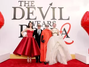 “The devil wears Prada-2” УСК дэлгэцнээ гарахад 3 хоног үлдлээ